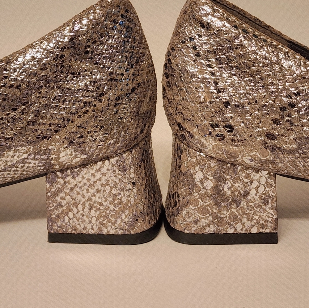 Naturalizer Women's Mavis Bow Pump In Silver Metallic Snake Size 6 - Picture 12 of 15